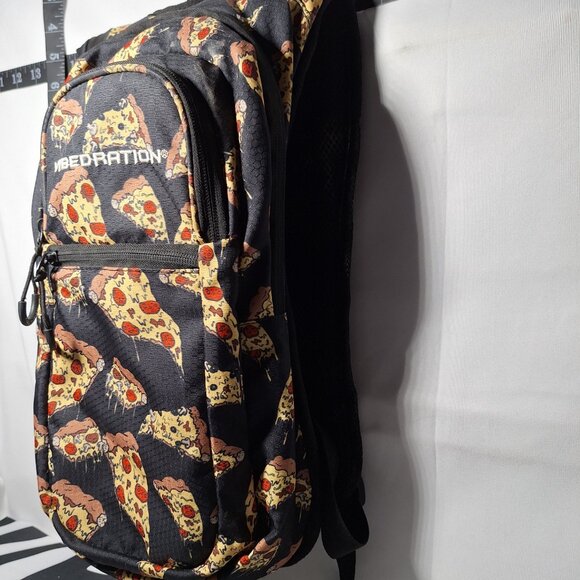 Vibedration Hydration Backpack - Pizza pattern w/o bladder main image 7